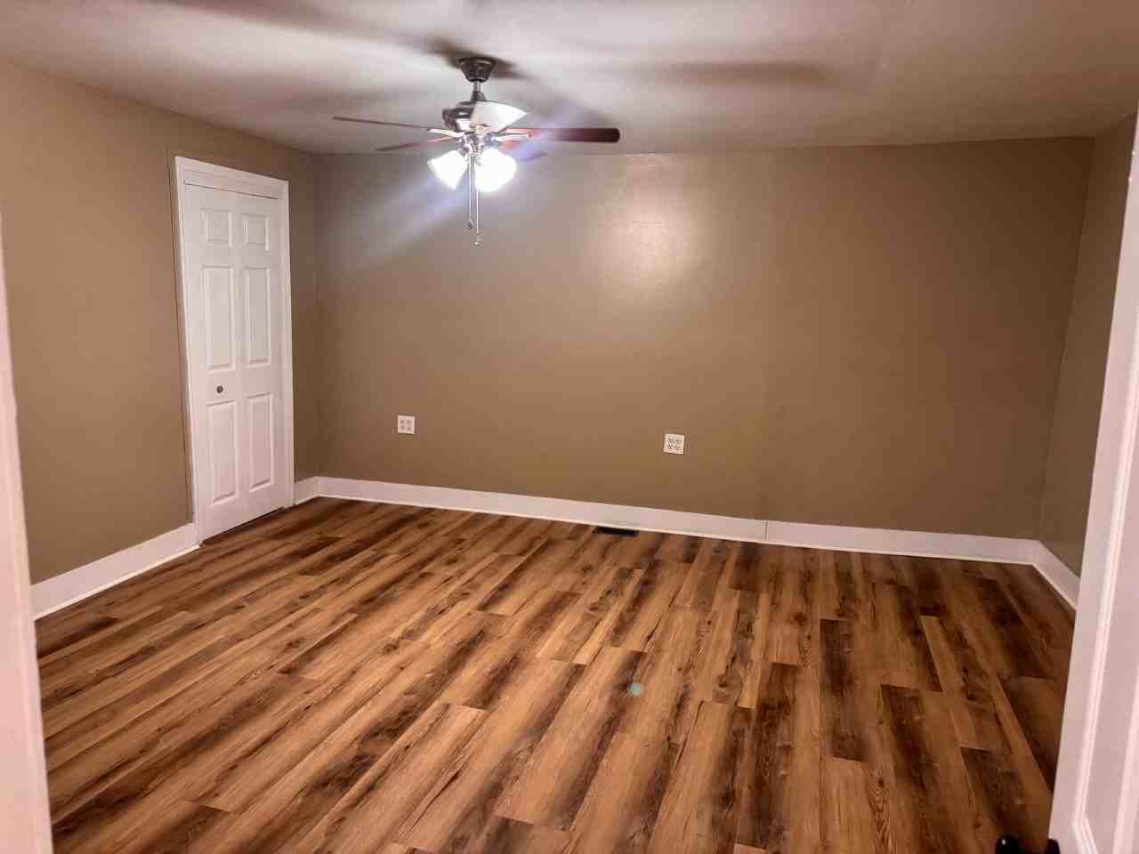 437 W Main St #2 - Photo 6 of 17
