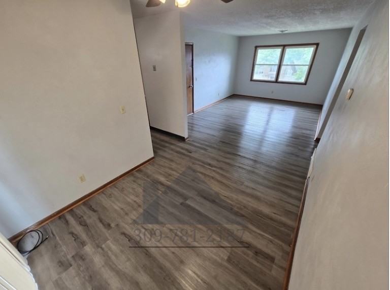1902 16th St - Photo 5 of 6