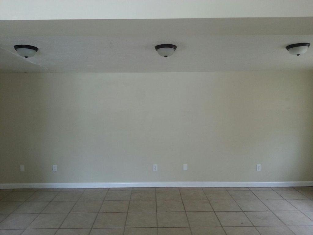 514 Clermont Dr W #NA - Photo 6 of 12