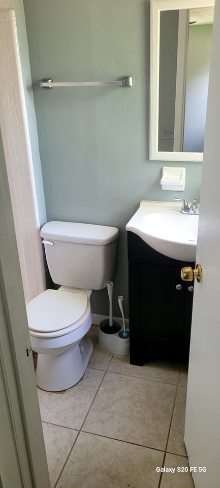 514 Clermont Dr W #NA - Photo 7 of 12