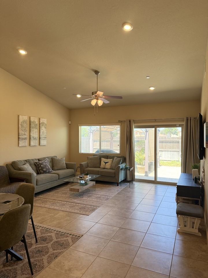 713 Ironstone Dr #NA - Photo 2 of 7