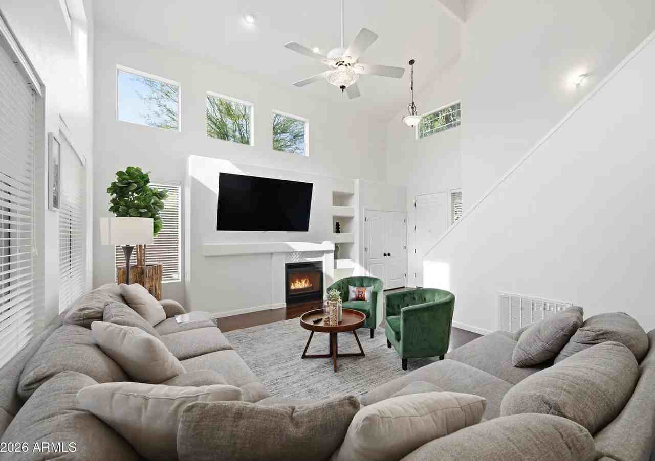 374 N Scott Dr #NA - Photo 4 of 5