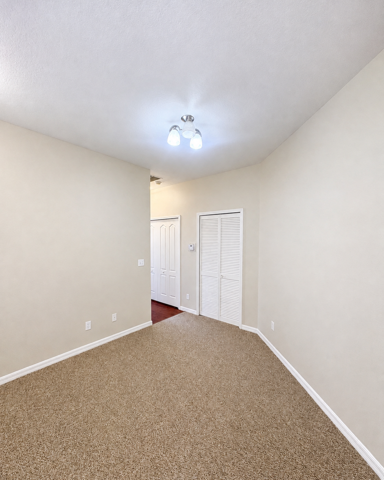9420 Flowering Cottonwood Rd #9420 - Photo 5 of 10