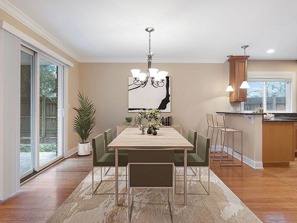 470 Green Bay Rd #808-470 - Photo 3 of 11