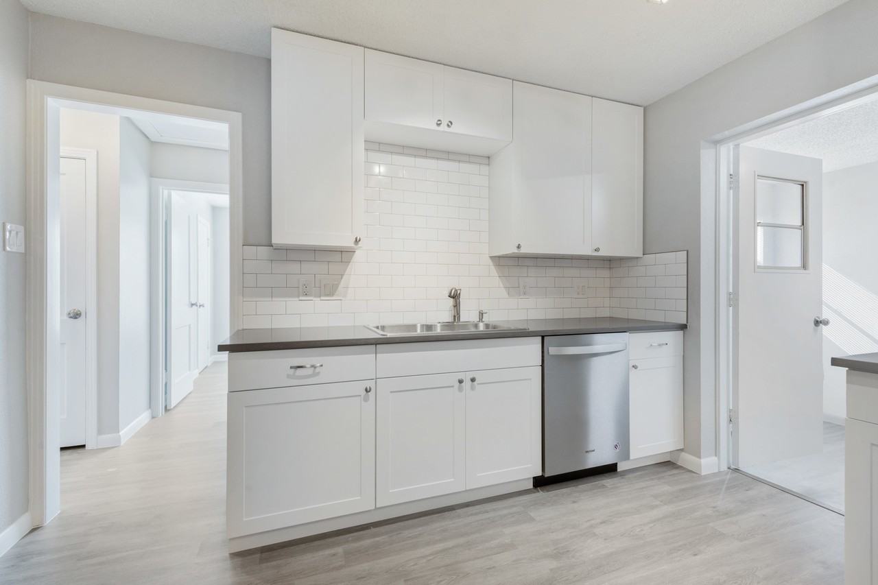 4806 Pecan Springs Rd #NA - Photo 4 of 24