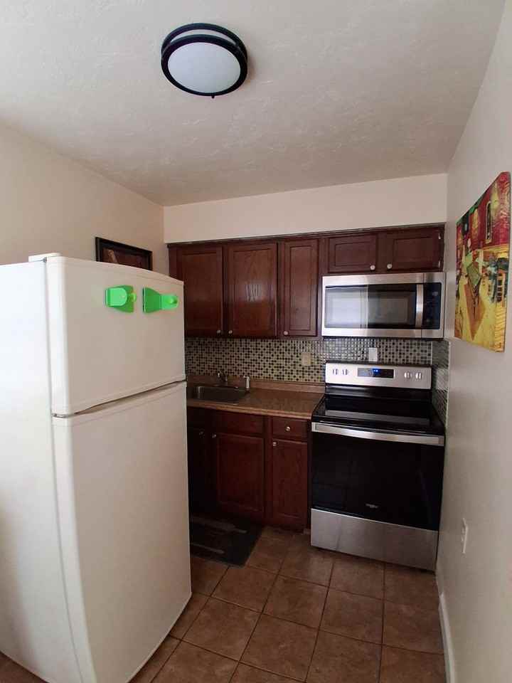 2601 22nd Ave S #1-2 - Photo 5 of 9