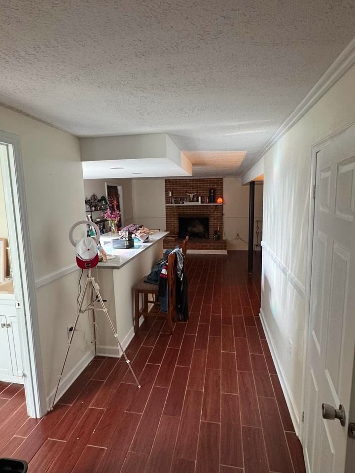1713 Danbury Dr #NA - Photo 4 of 6