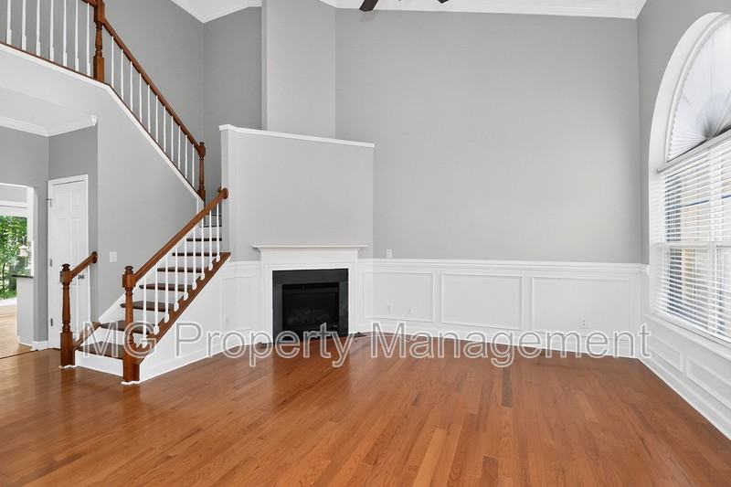 11909 Stratfield Place Cir - Photo 2 of 20