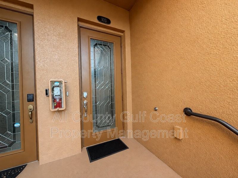 211 Red Fox Ct - Photo 2 of 25