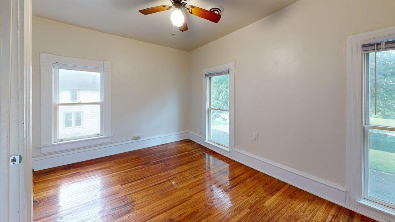 814 Burnett Ave - Photo 2 of 11