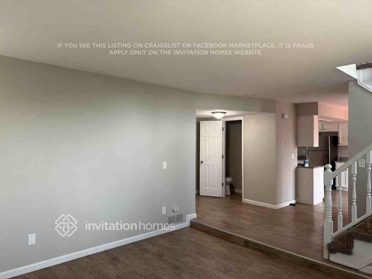 10541 Cherry St - Photo 3 of 19