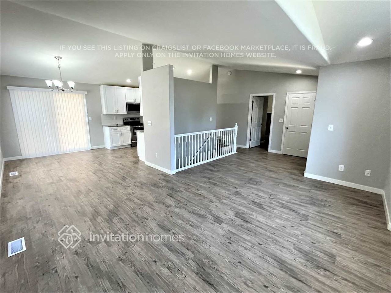 223 N 49th Avenue Ct - Photo 5 of 19