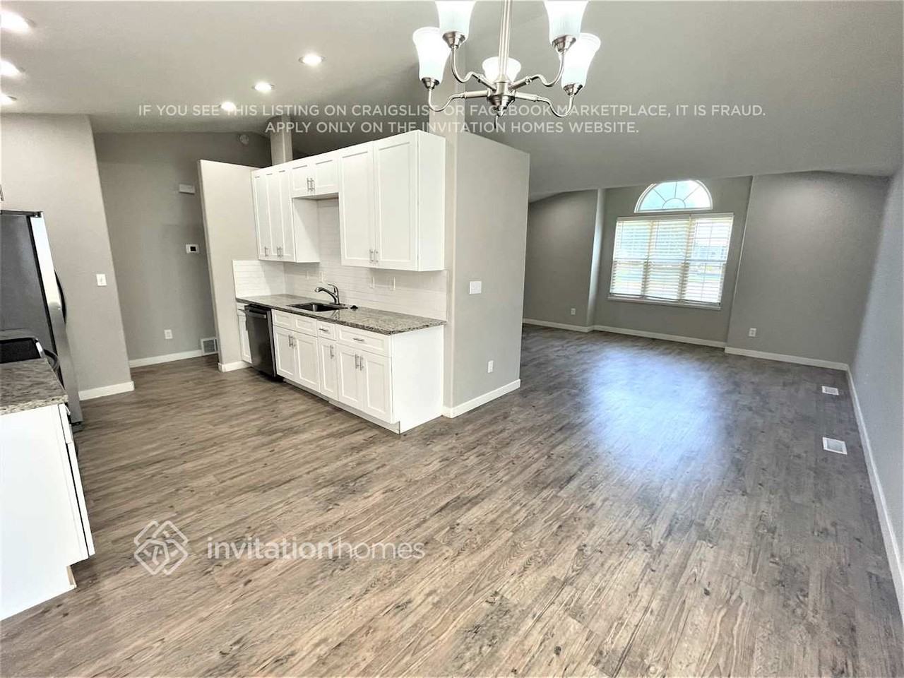 223 N 49th Avenue Ct - Photo 6 of 19