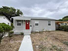 707 40th St - Photo 1 of 1