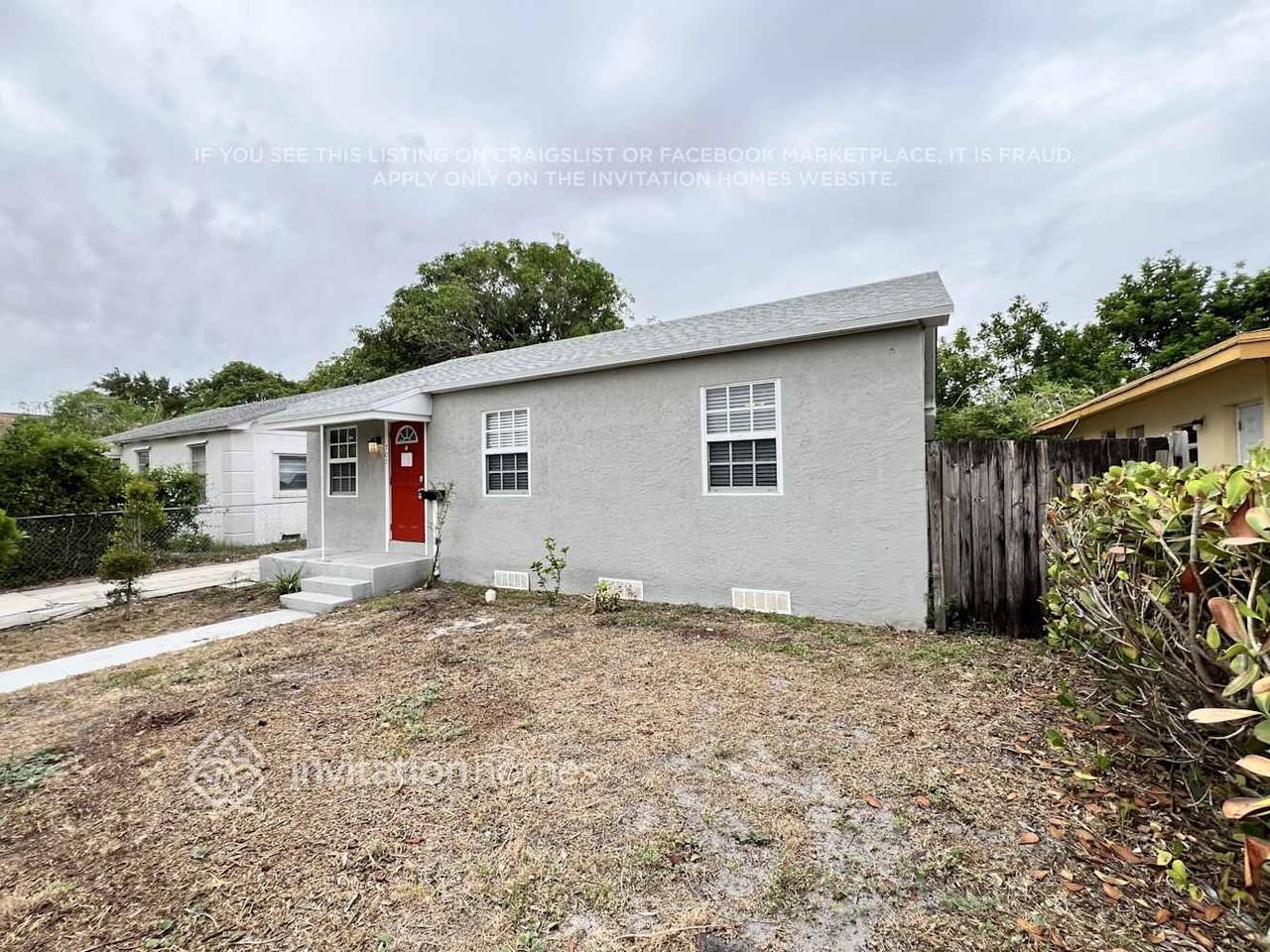 707 40th St - Photo 2 of 14