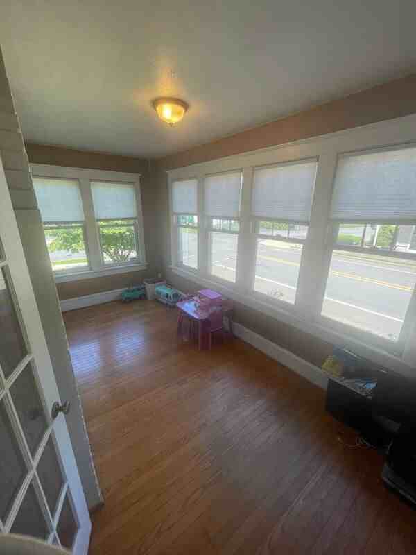 528 Lindbergh Ave - Photo 7 of 25