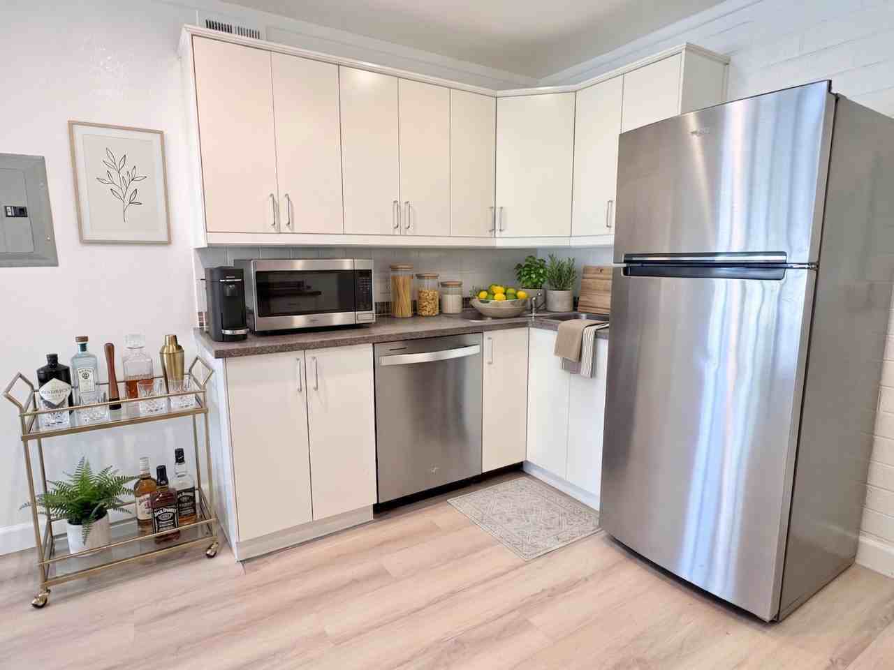 6557 E Osborn Rd #6 - Photo 4 of 30
