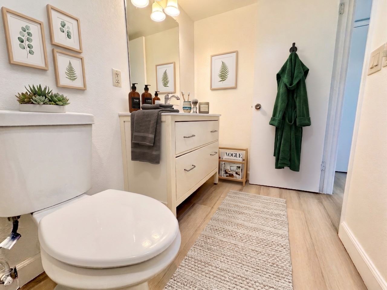 6557 E Osborn Rd #6 - Photo 6 of 30