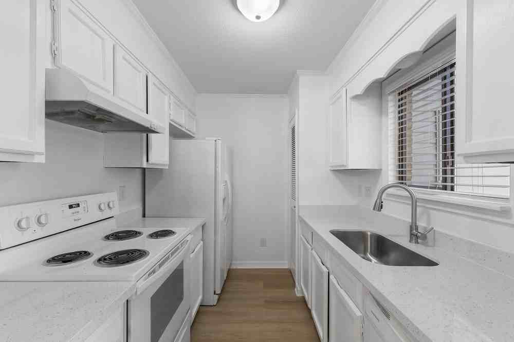 3356 Colonial Oaks Dr #9C - Photo 6 of 11