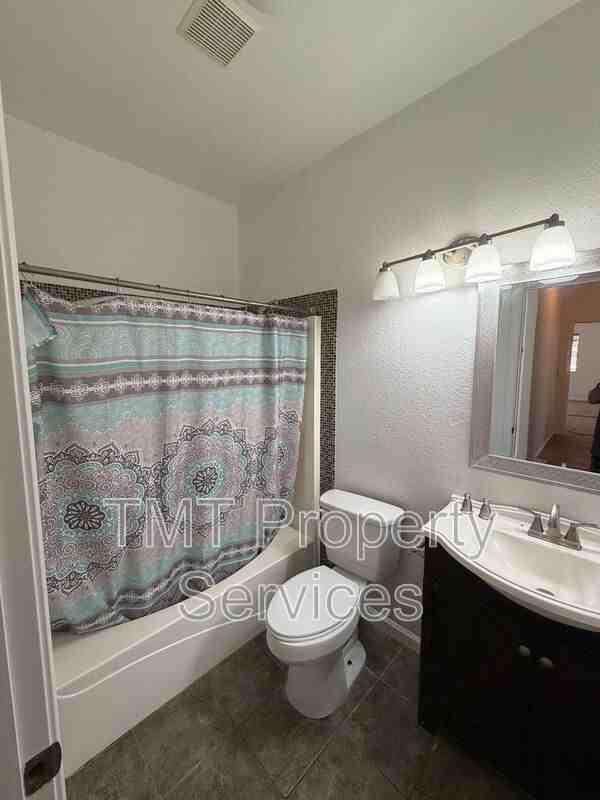 3590 Peter Island Rd - Photo 5 of 10