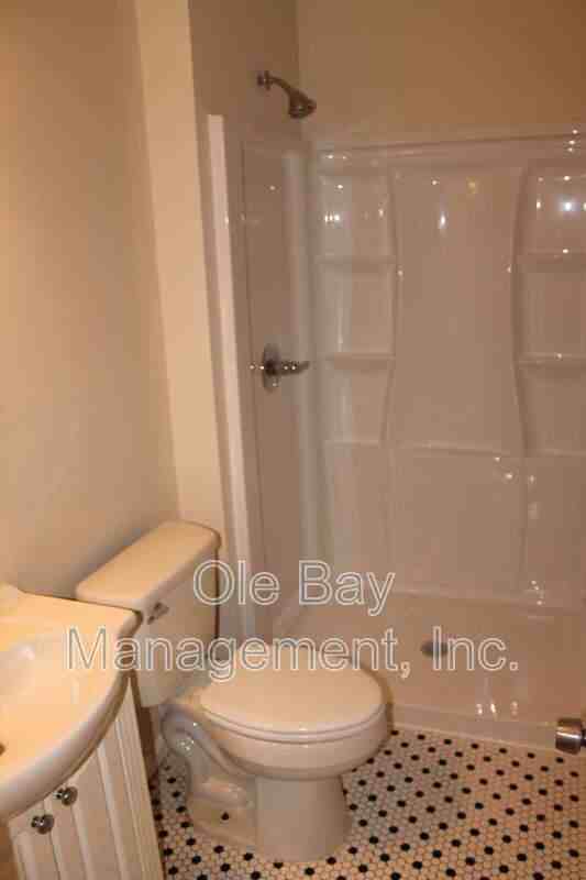 1002 Centerwood Dr - Photo 4 of 10