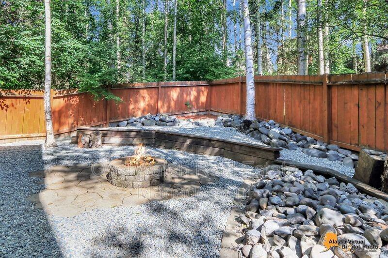 9308 Hall Cir - Photo 3 of 44