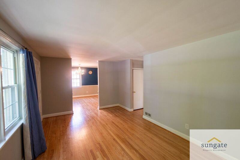 326 Lincoln Ave - Photo 3 of 46
