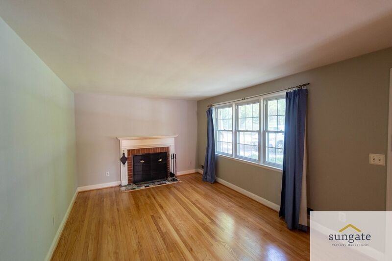 326 Lincoln Ave - Photo 4 of 46