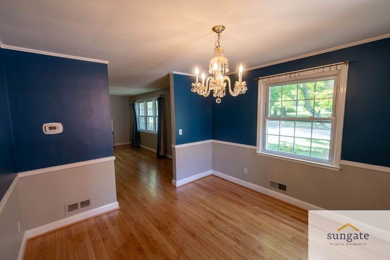 326 Lincoln Ave - Photo 7 of 46