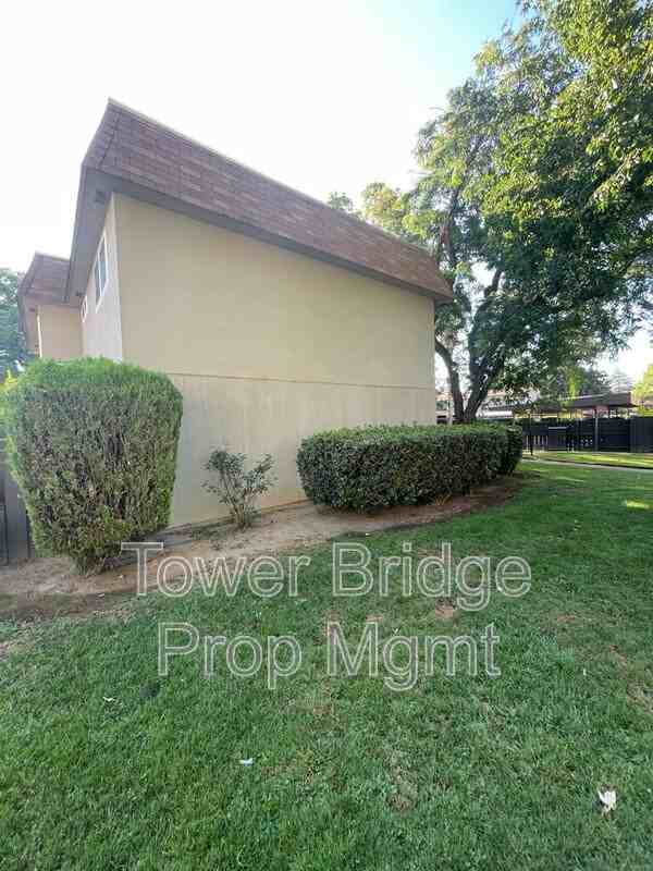 8812 Sawtelle Way #C - Photo 4 of 5