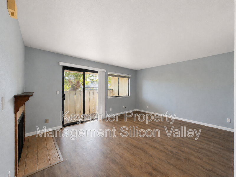 1418 Capurso Way - Photo 3 of 20