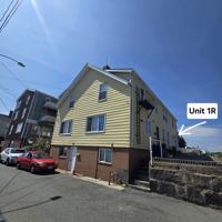 featured image of 42 Fort Square #1R
