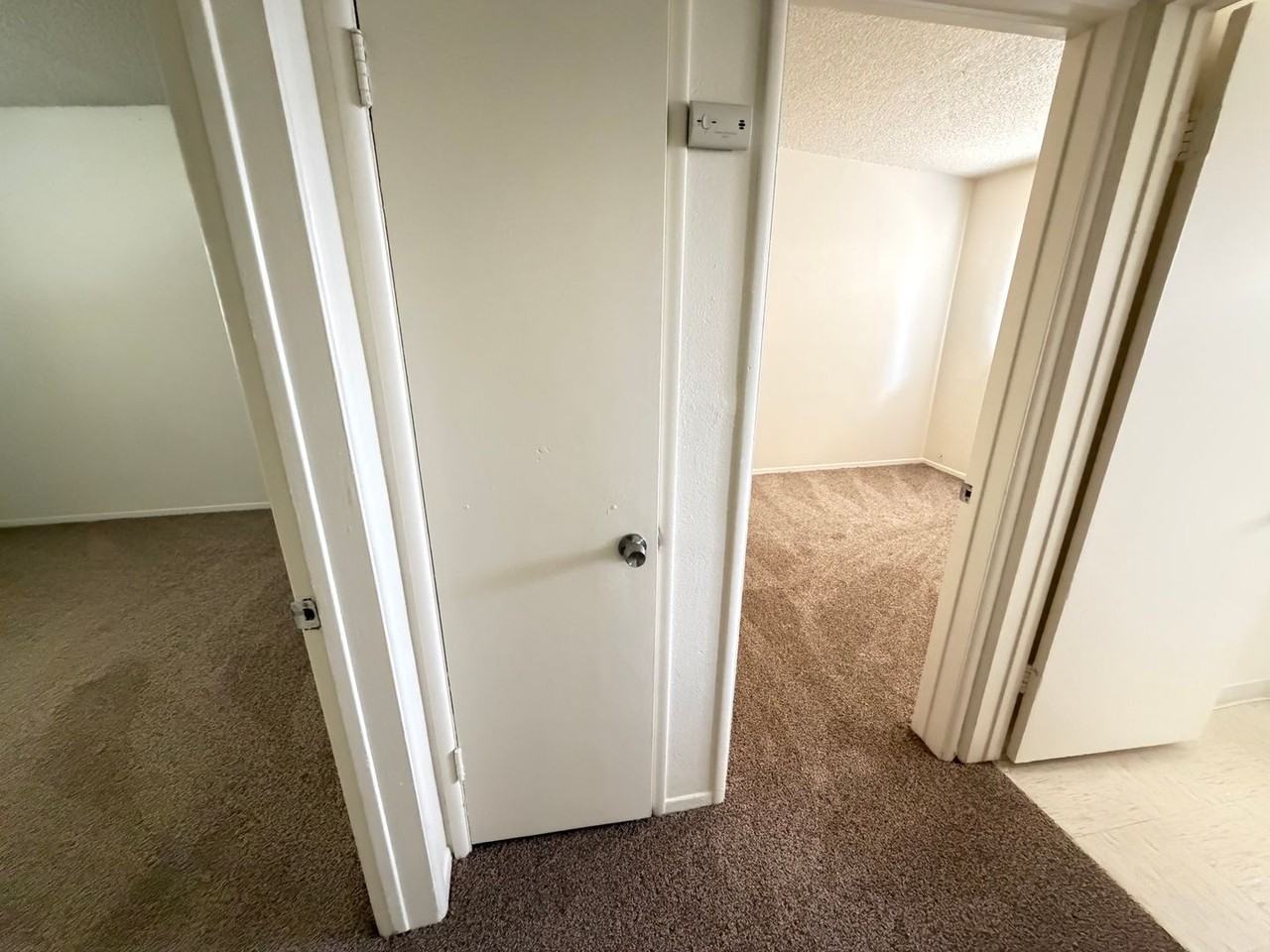 246 Kasmir St - Photo 6 of 10