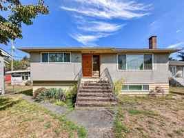 featured image of 261 Marine Dr Sw