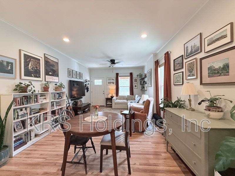 209 Moline St - Photo 7 of 22