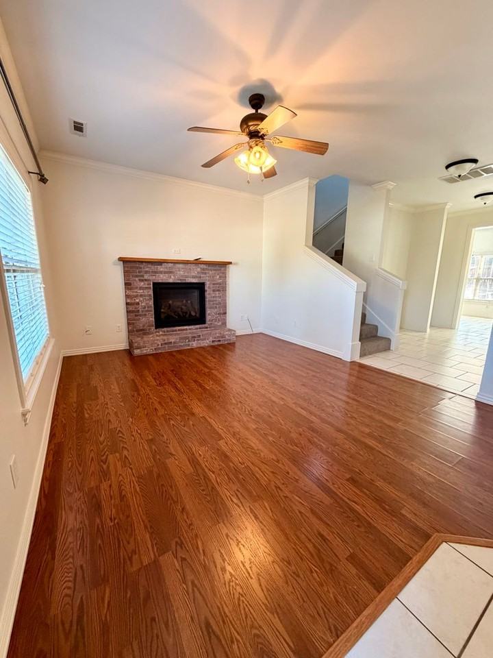 1500 Ne Dysart Woods Ln - Photo 7 of 31