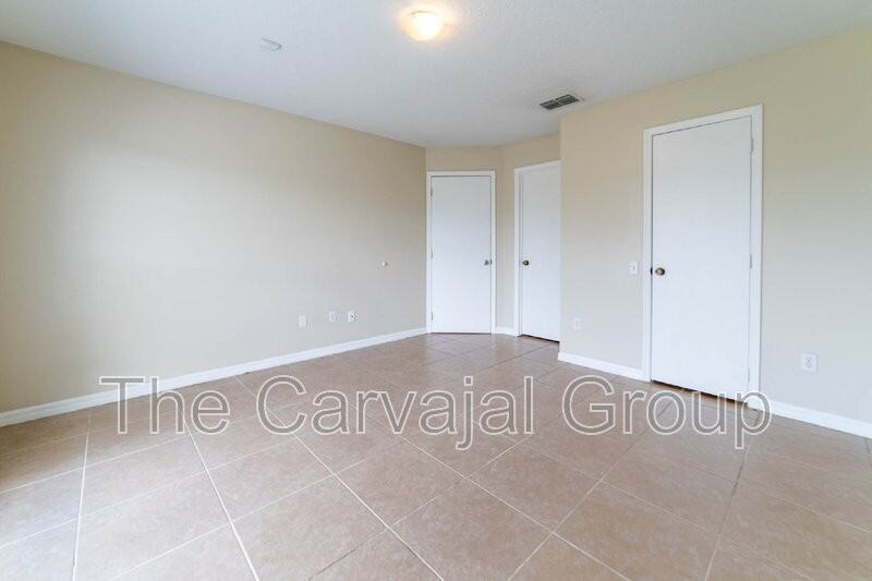 8345 Fort Thomas Way - Photo 7 of 31