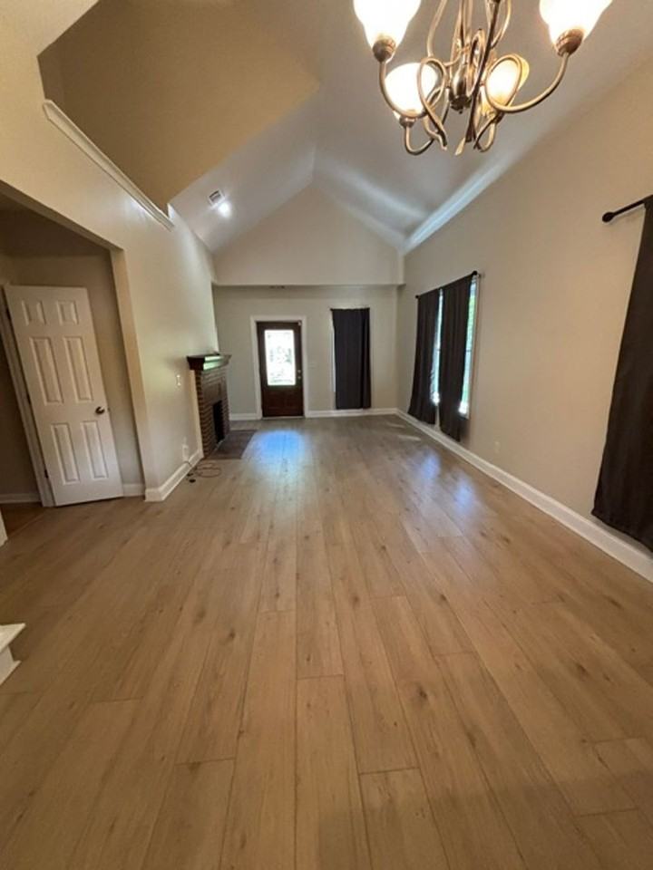 497 Kendrick Ave Se - Photo 6 of 50
