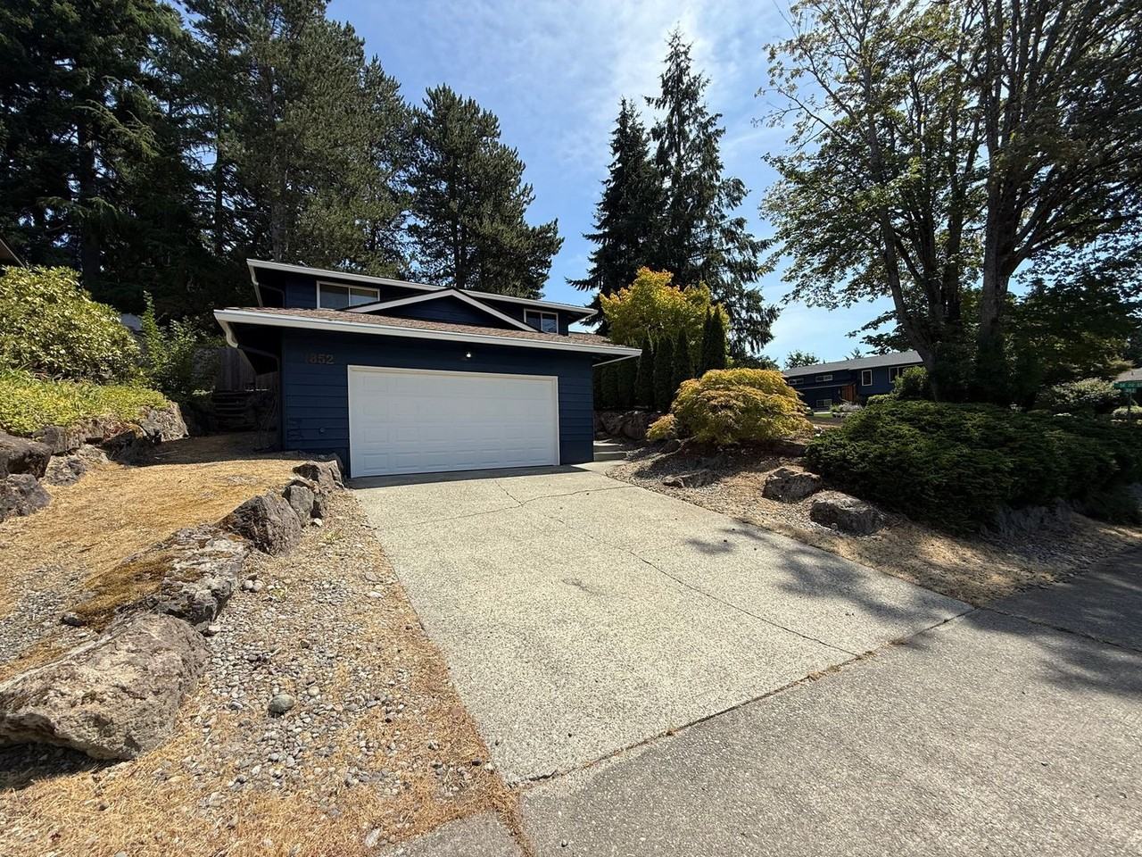 1852 138th Pl Se - Photo 2 of 35