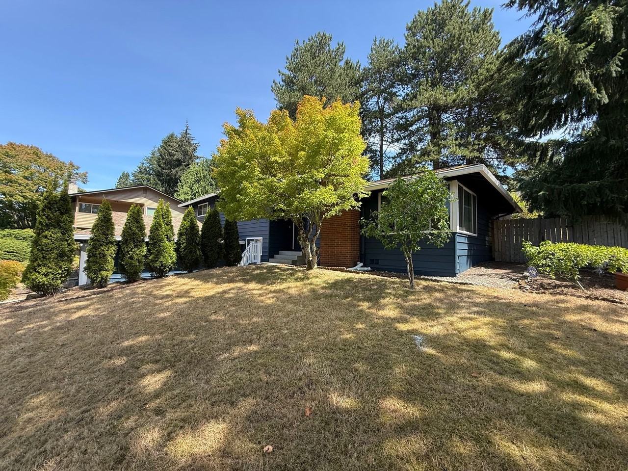 1852 138th Pl Se - Photo 3 of 35