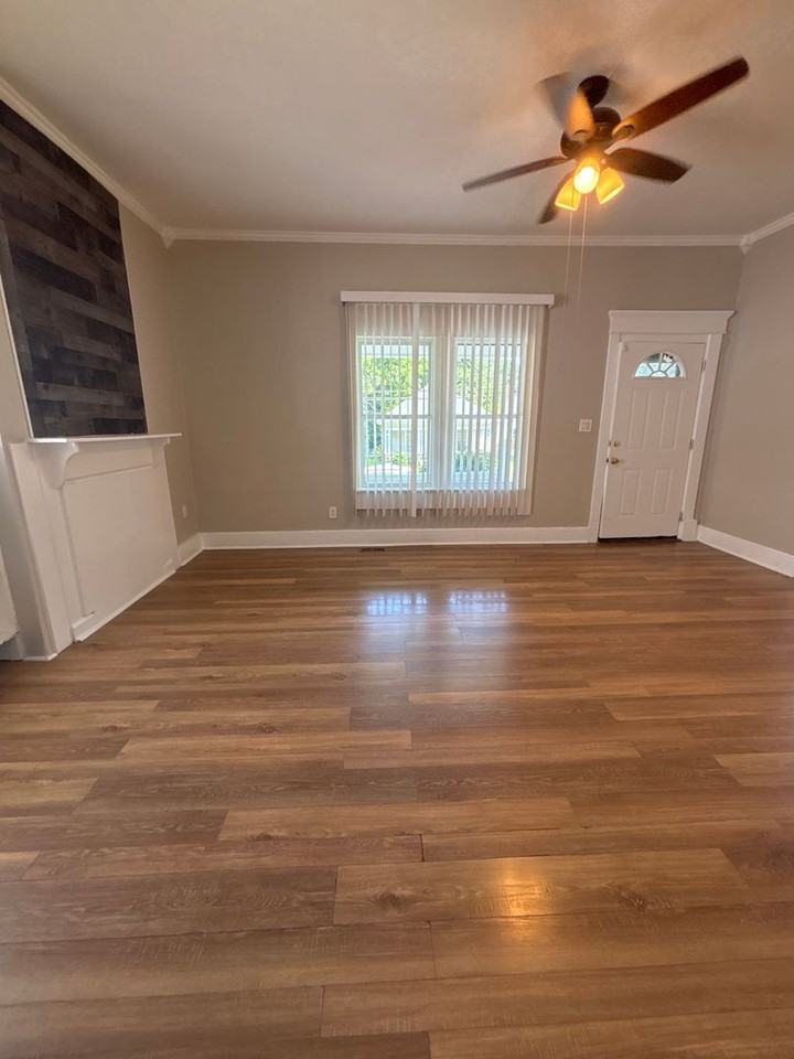 312 W King St - Photo 4 of 6