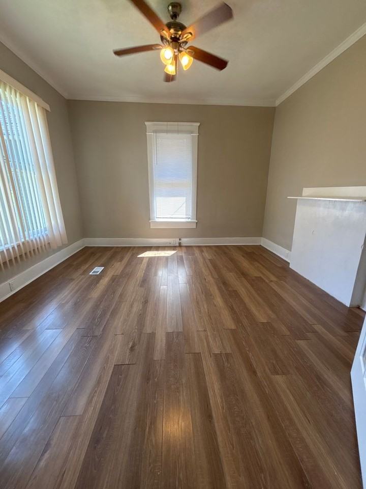 312 W King St - Photo 5 of 6