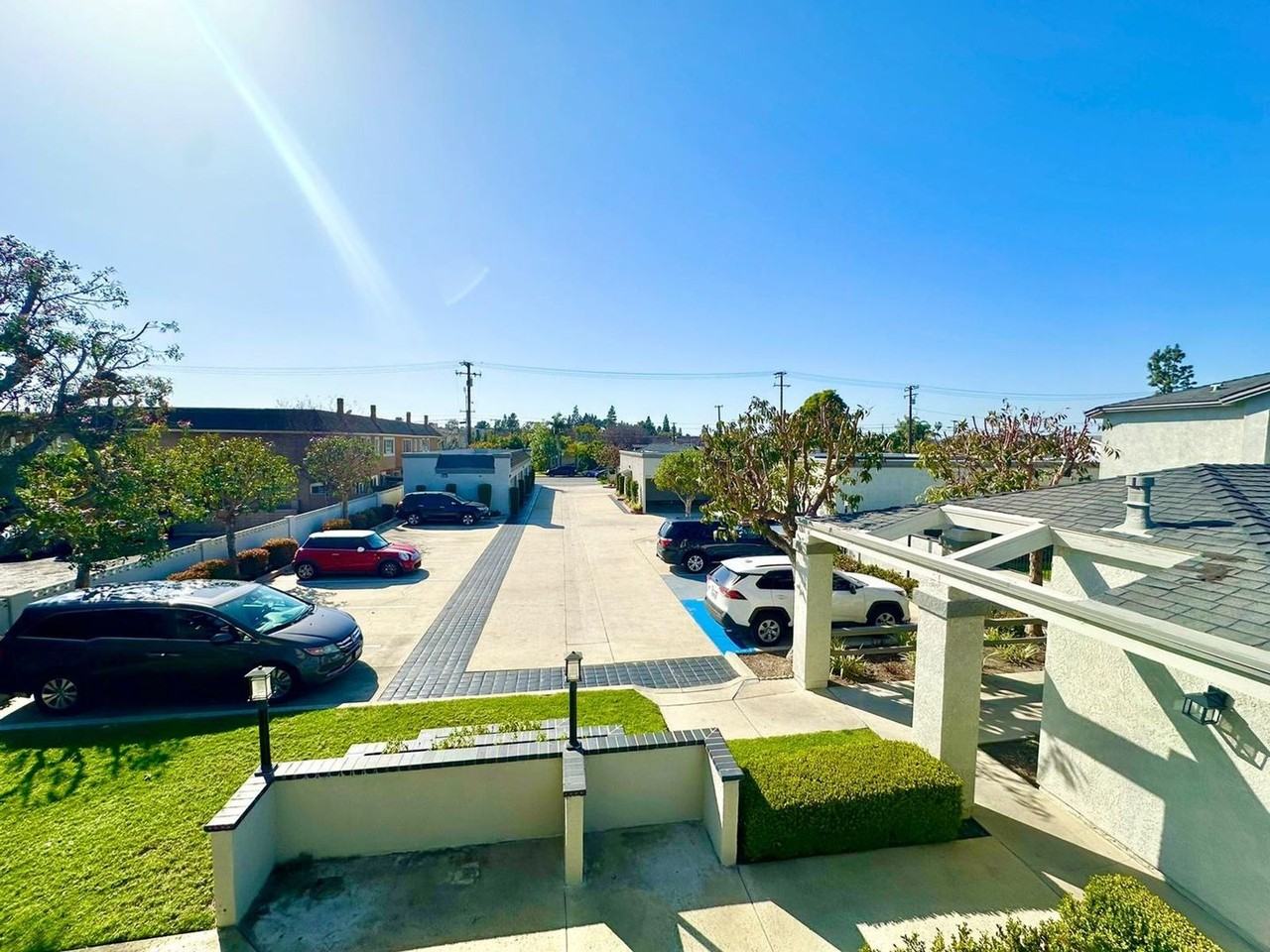 Nelson Apartments (Silver Tree Terrace) - Photo 3 of 21
