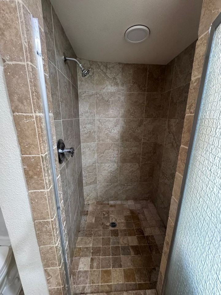 1415 E 31st Ave - Photo 6 of 31