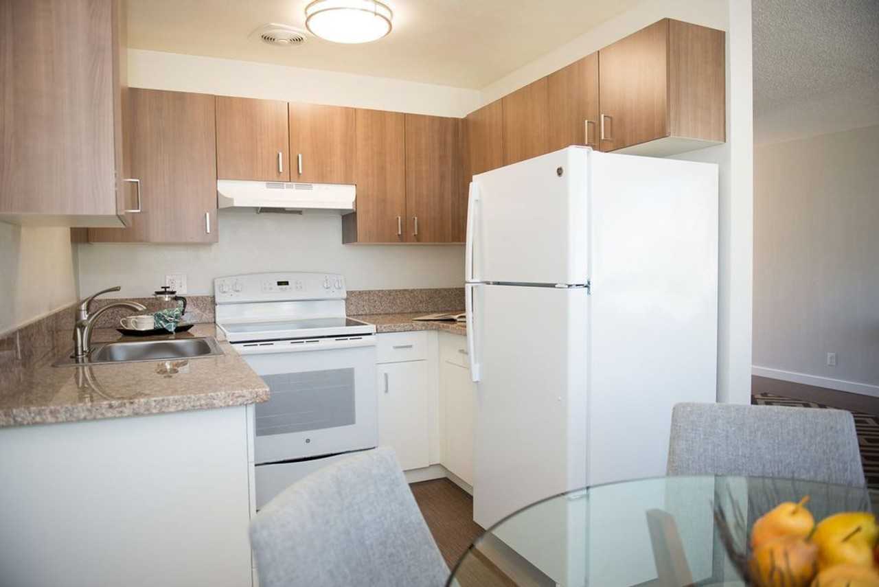 587 N Rosa Parks Way #6 - Photo 5 of 23