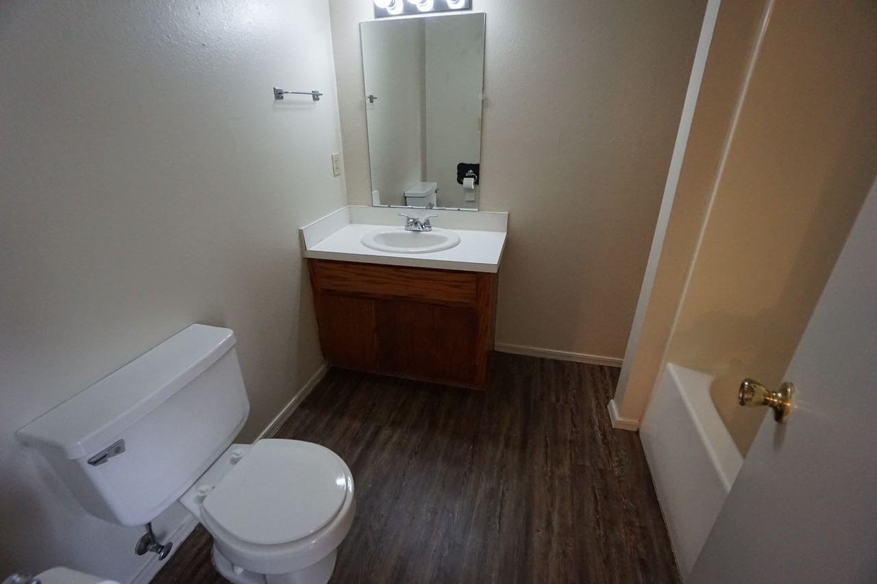 115 Vista Hills Blvd - Photo 6 of 17
