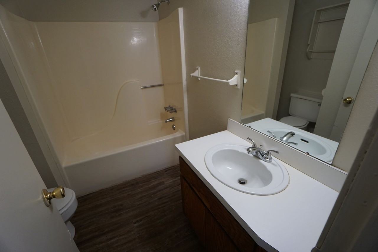 115 Vista Hills Blvd - Photo 7 of 17