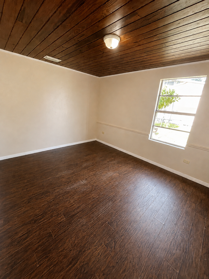 37312 Lock St - Photo 6 of 10