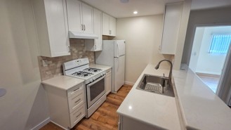 7648 Pickering Ave - Photo 1 of 1