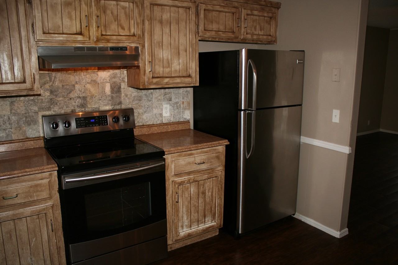 9915 E 22nd Pl - Photo 4 of 16